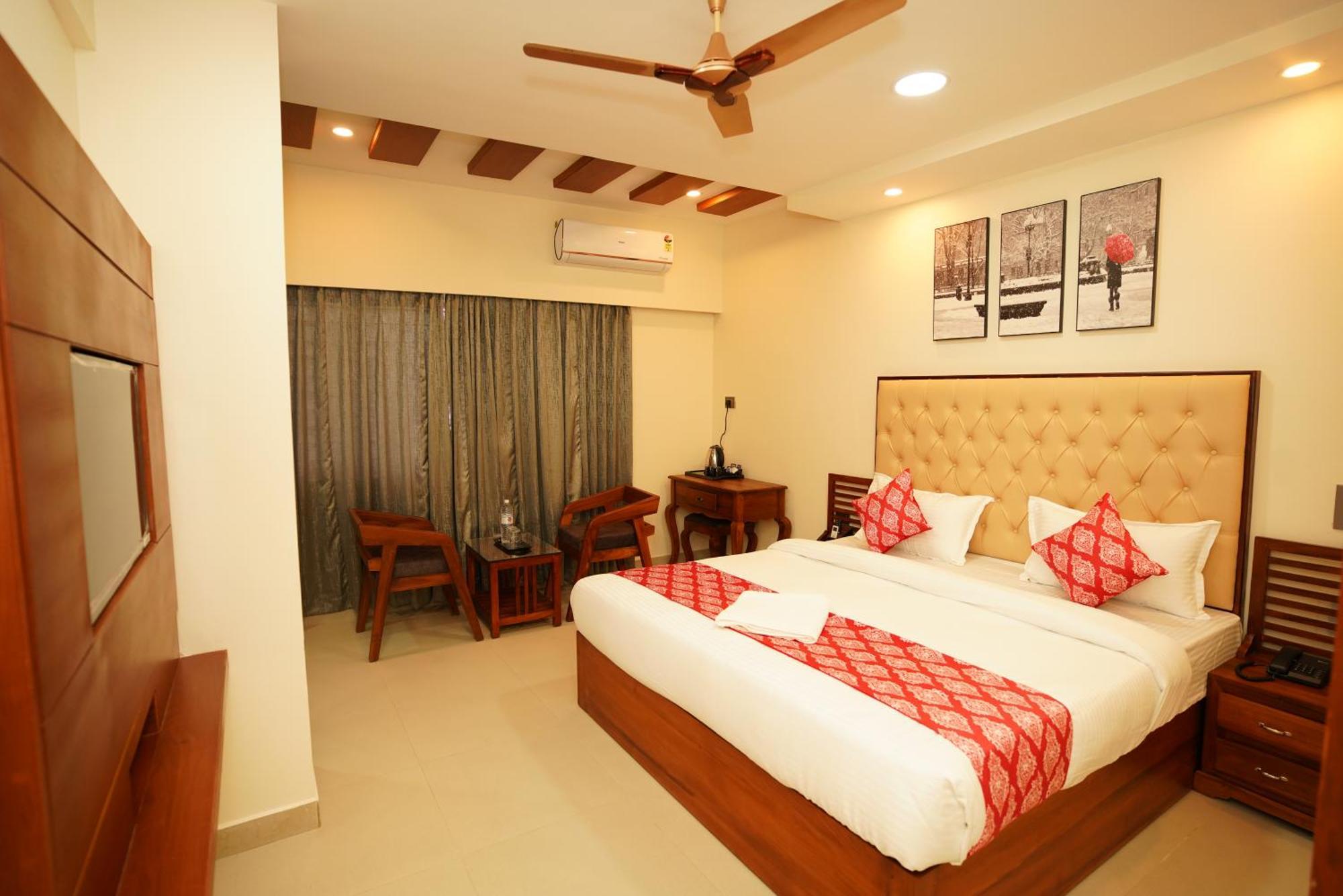 Saavees Residency Hotel Bangalore Exterior foto